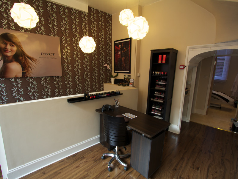 Cloud9 Beauty Rooms salon photograph 2